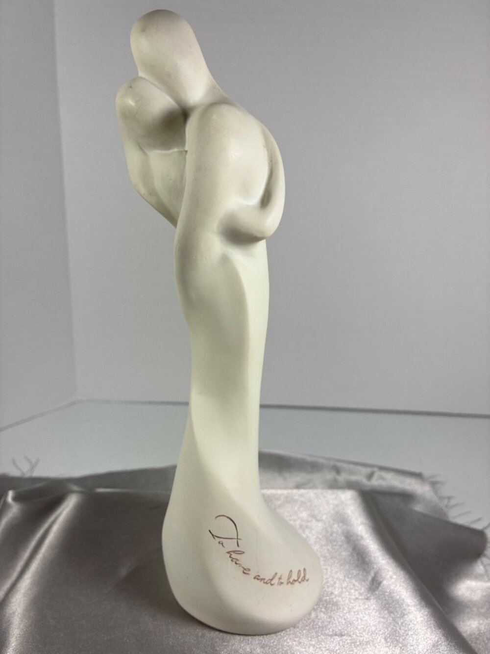 Hallmark To Love and To Hold Couple Sculpture - Picture 7 of 12